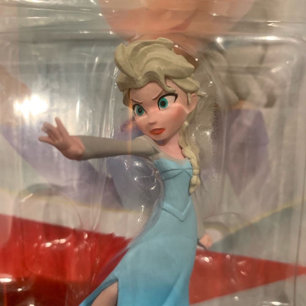 Disney Infinity- Elsa - Picture 3 of 6